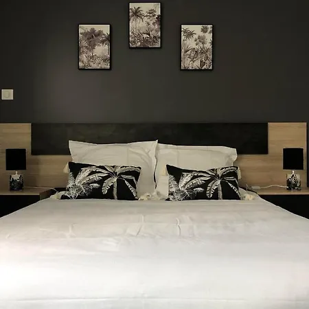 Loft 150 M2 Avec Vue Exceptionnelle Appartamento Pouzauges